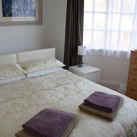 The Cove Guest House Rhyl Buitenkant foto