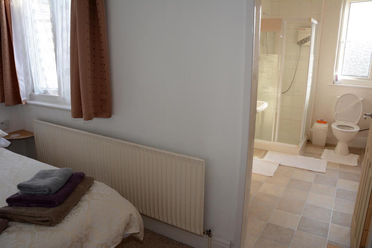 The Cove Guest House Rhyl Buitenkant foto