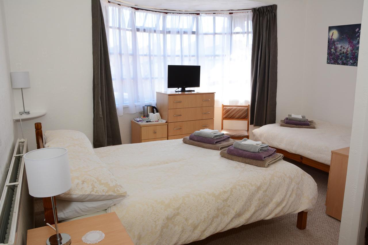 The Cove Guest House Rhyl Buitenkant foto