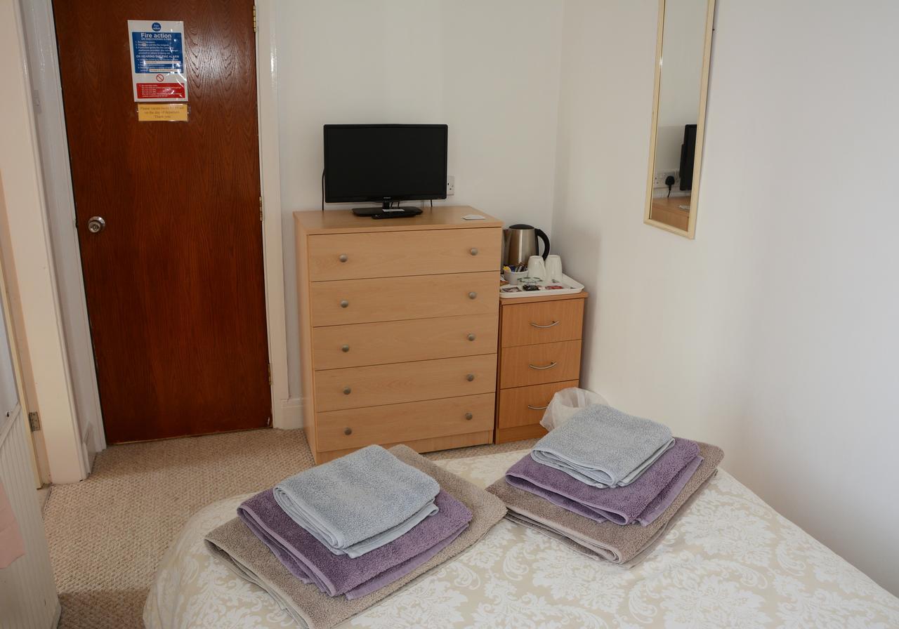 The Cove Guest House Rhyl Buitenkant foto