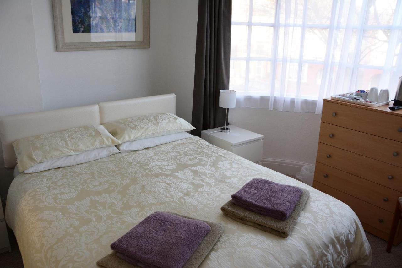 The Cove Guest House Rhyl Buitenkant foto