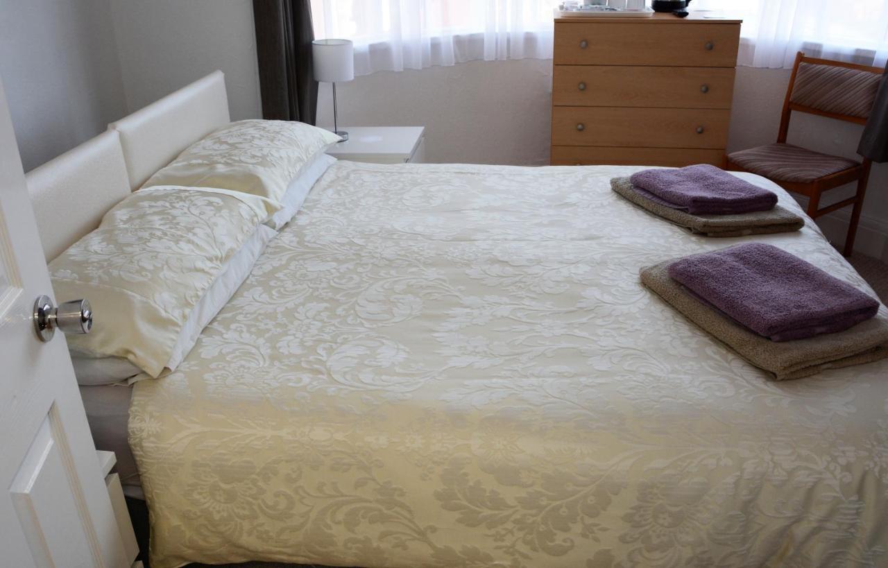 The Cove Guest House Rhyl Buitenkant foto